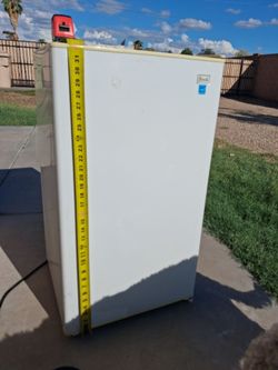 Avanti 3.2 ft. Mini Fridge