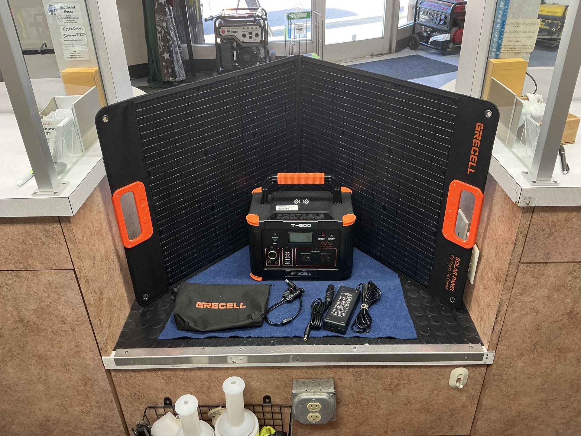 Grecell T-500 Portable Power Station W/ Solar Panel