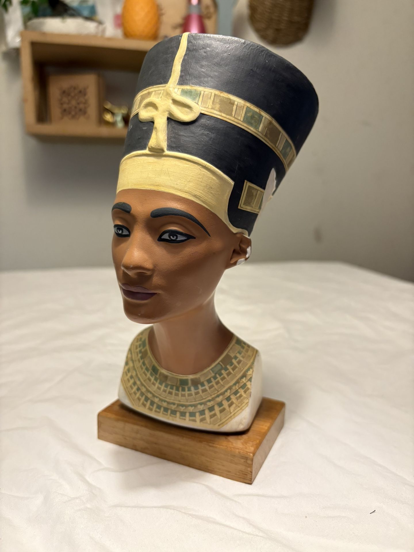 Nefertiti Solid Bust Statue