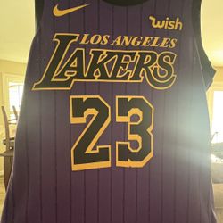 LeBron James #23 City Edition 2023 Large