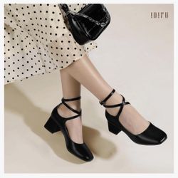 New In Box!!  IDIFU Women’s (Size 8) Mary Jane Scrappy Shoes W/Low Chunky Closed Heel And Toe $15 (#496)