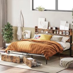 Vintage King Frame W/ Drawers & Power Outlet - HK013