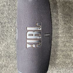JBL Charge 5 Portable Bluetooth Speaker