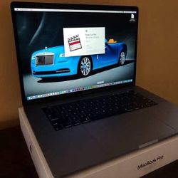 Macbook Pro 15. Inch.  2.6 Quad Core I7–16Gb —500 Ssd 