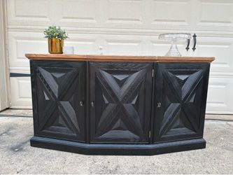 Buffet Table or Entertainment Center