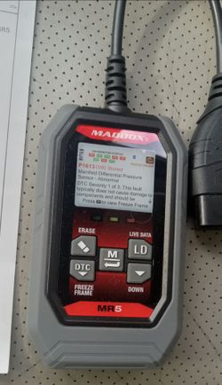 OBD II CODE READER