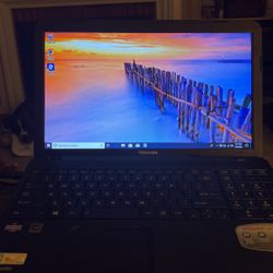 Toshiba C855 Laptop For Sale (Like New)