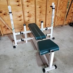 Gold's Gym Weight Bench