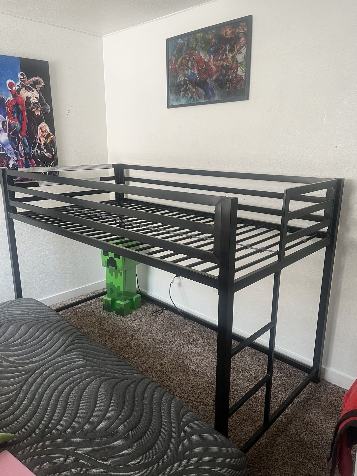 Twin Bunk Bed