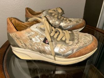 Vintage “Stay With Me” brand tennis shoes
