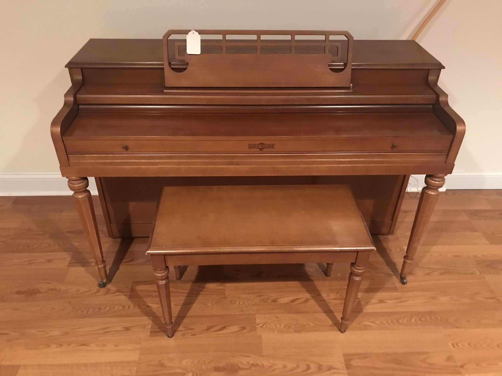 Gable Nelson Piano good condition