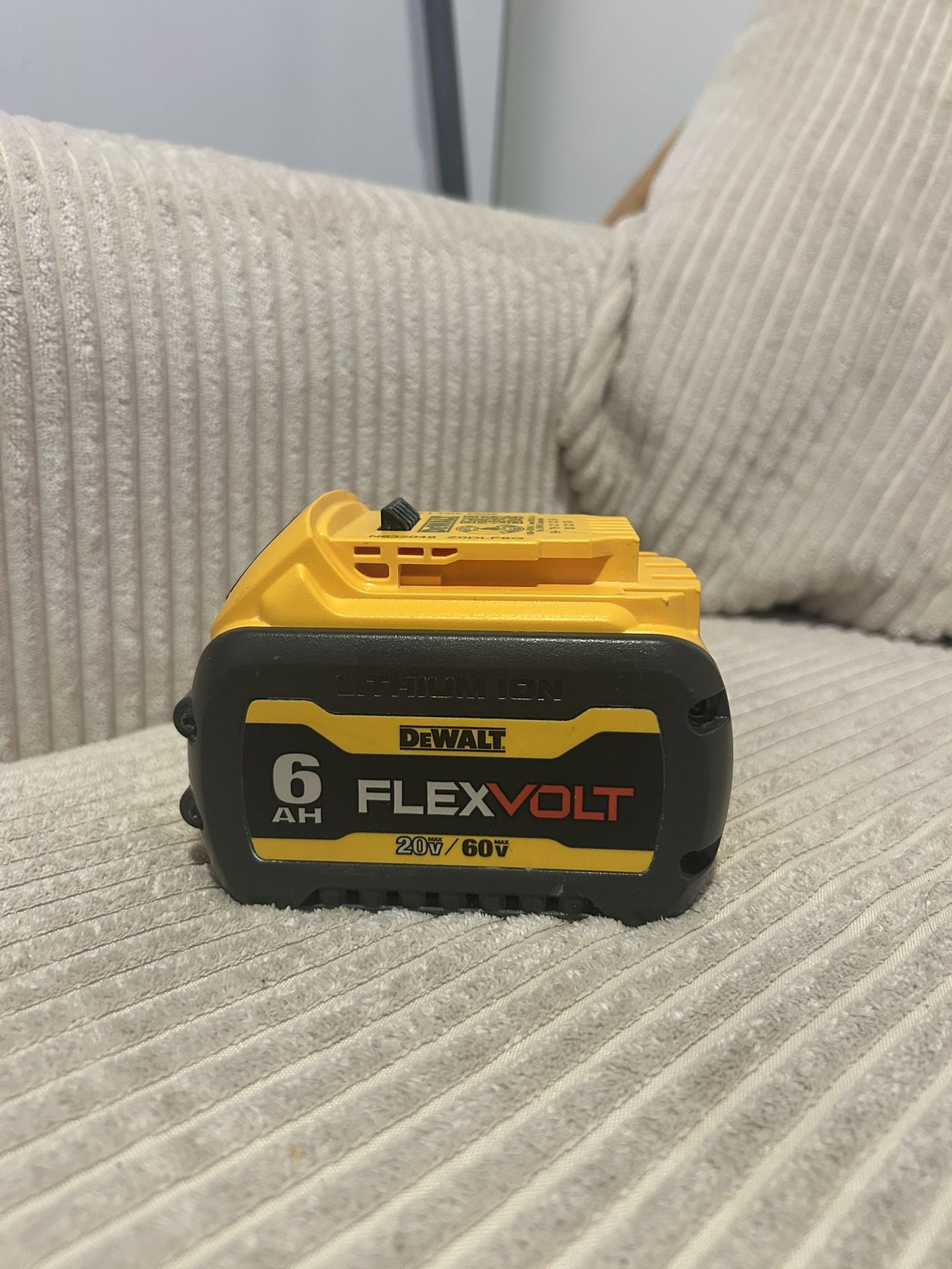 Dewalt Battery