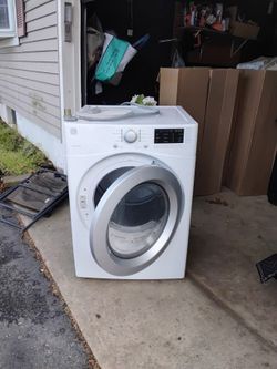 Kenmore Electric Dryer. Great Condition!