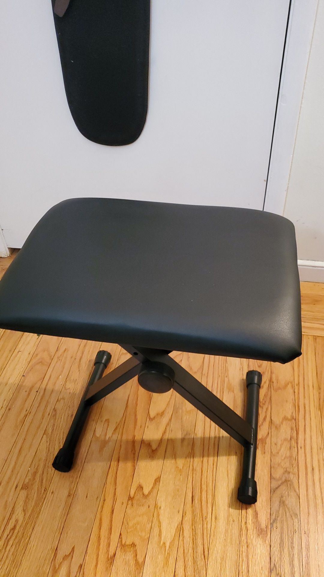 Chair / stool