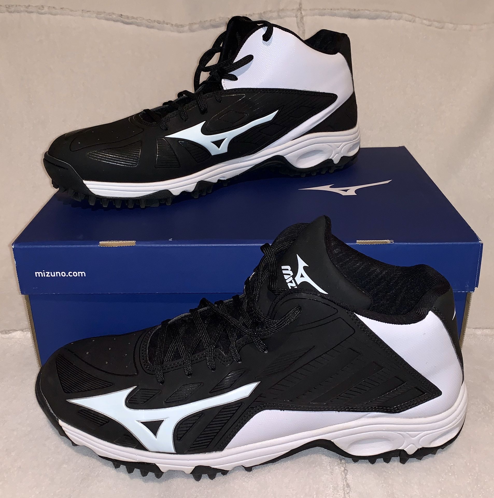 Mizuno Men’s Baseball Turf Shoes size 15