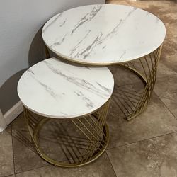 (NEW) Set Of 2 Round Nesting Coffee Tables