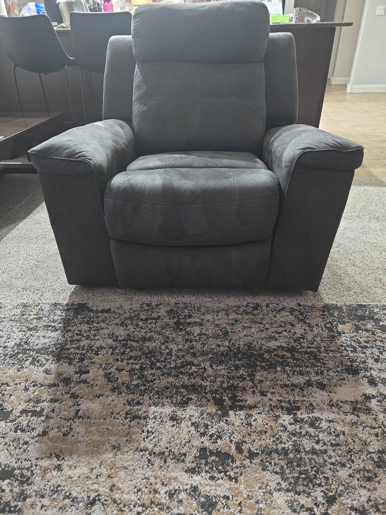 Single Seater Recliner Couch