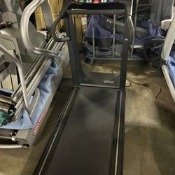 True Fitness 500 Soft System Treadmill 