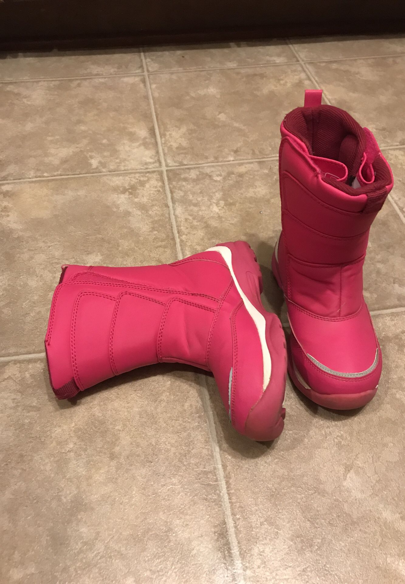 Pink land’s end snow boot - size1
