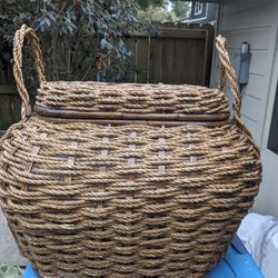 Large Wicker Basket 