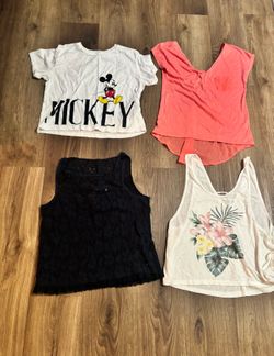 Bundle 15 tops for $10