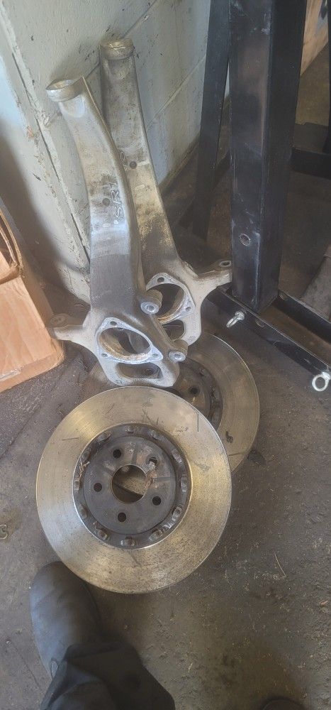 Track Hawlk Knuckles/ Brake Rotors