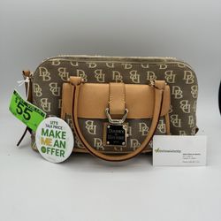 Dooney & Bourke Purse 