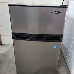 🌸Spring Sale! New 2026 Danby Mini Fridge-Warranty Included