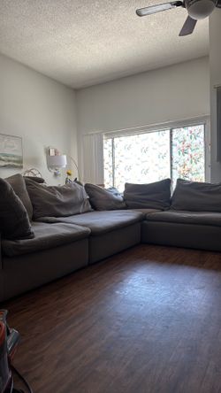 Modular couch
