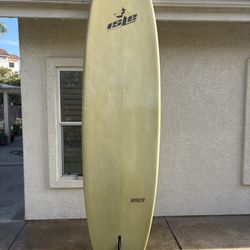 10’6 Isle SUP W/ Paddle