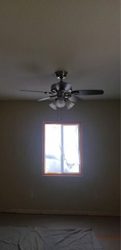 2 ceiling fans