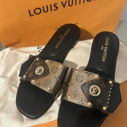Louis Vuitton Sandals