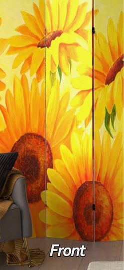 Free standing room divider 3 panel