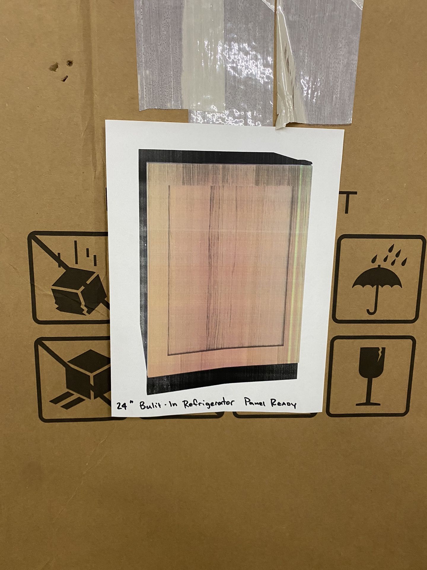 U-Line UHRI124IS01A 24 Inch Built-In Refrigerator