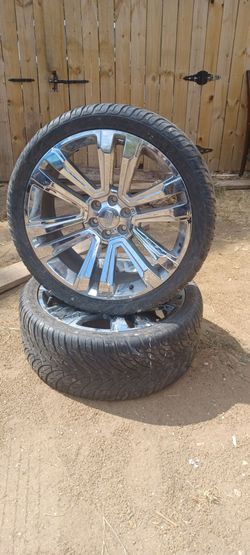 Chrome Wheels with Tires – Set of 4
