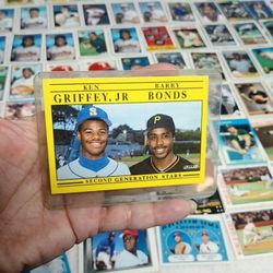 Lots of Baseball Cards 