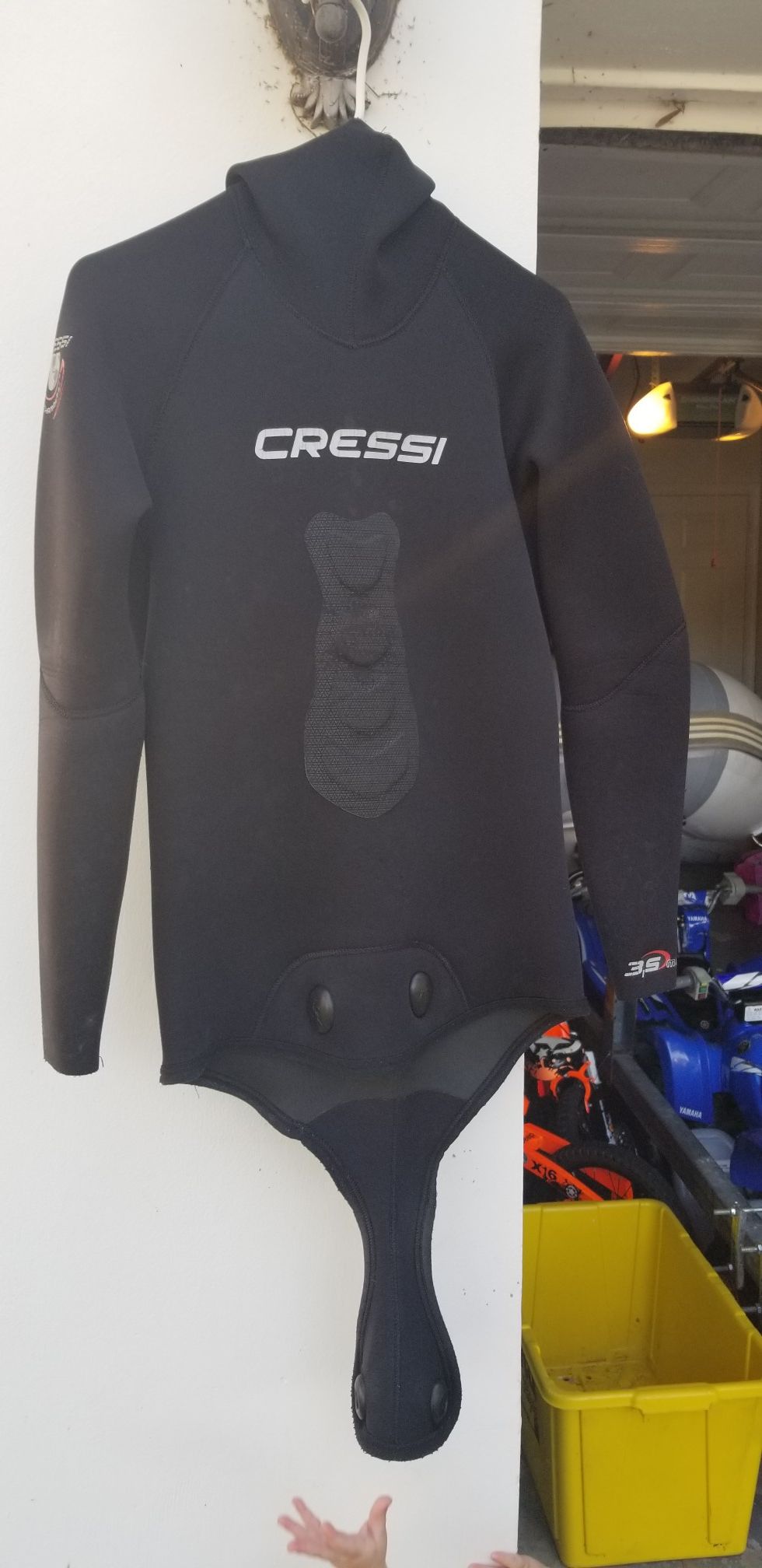 Lg cressi open cell top wetsuit