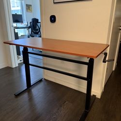 Standing desk (hand Cranked)