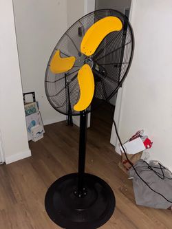 Huge 30 inch Industrial Fan