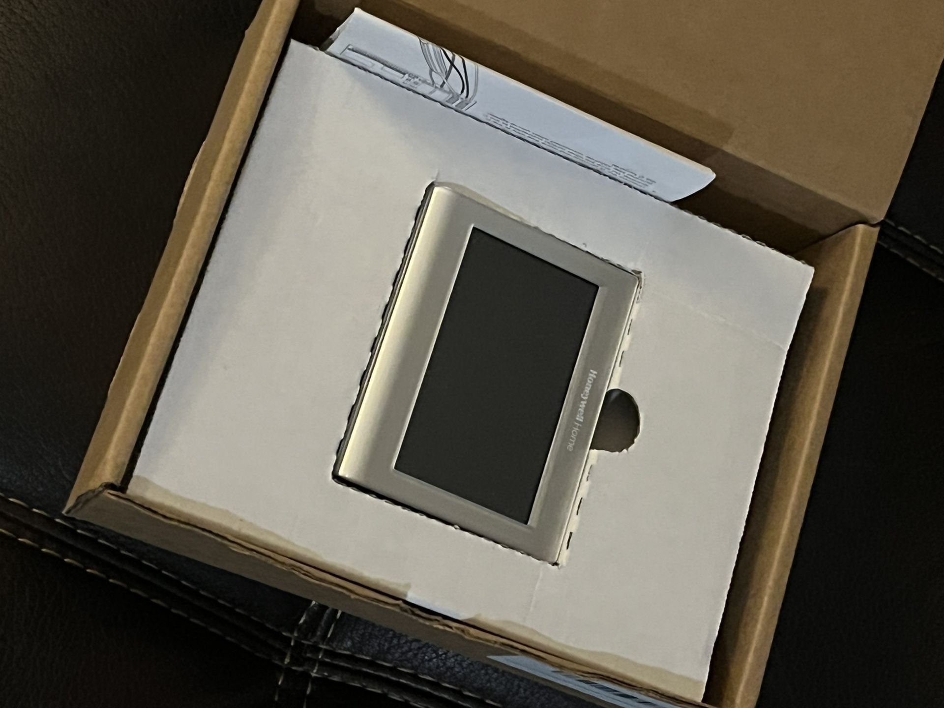 Honeywell Touchscreen Wifi Thermostat 