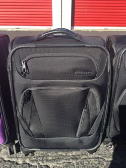 American tourister carryon 22 inches
