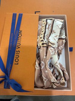 Louis Vuitton head band or for purse decor