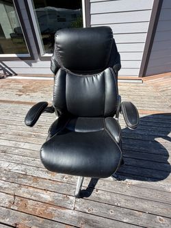 Black Vinyl Executive Chair