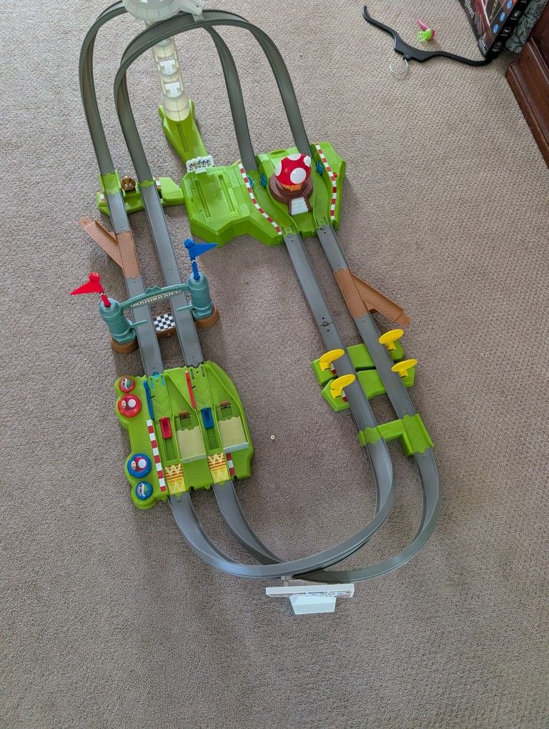 Hot Wheels Nintendo Mario Track