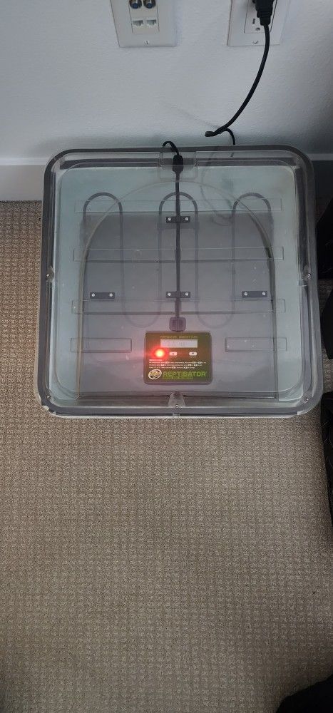 Zoo Med Reptibator