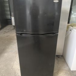 Fridge Whirlpool Good Condition 24” Wide 90 Days Warranty Refry Whirpool Buenas Condiciones 24 Pulgadas Ancho 90 Dias De Garantia 