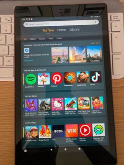 Amazon Fire HD 10 (9th Generation) - 2019
Color: Rose/Plum
Back looks clean with minimal wear