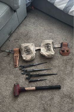 Bolt bags and tools
