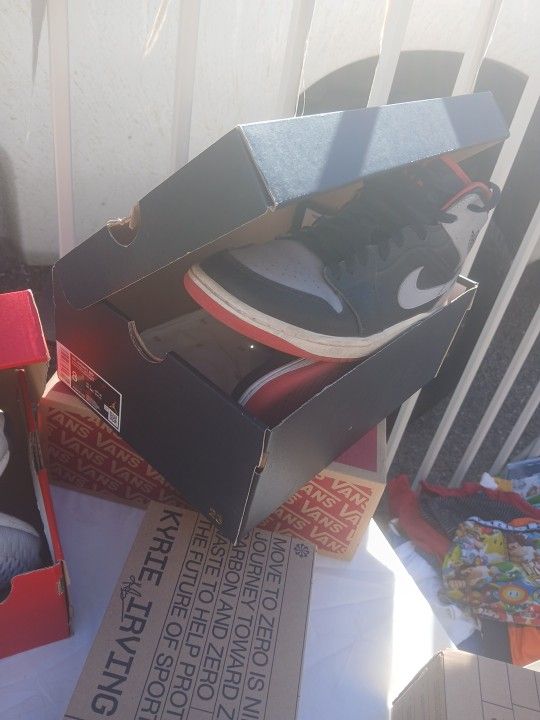 Jordan's 1 And Air Max White