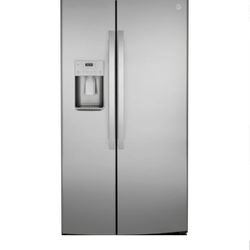 GE Stainless Steel Side-by-Side Refrigerator (25 cu ft) – Excellent Condition